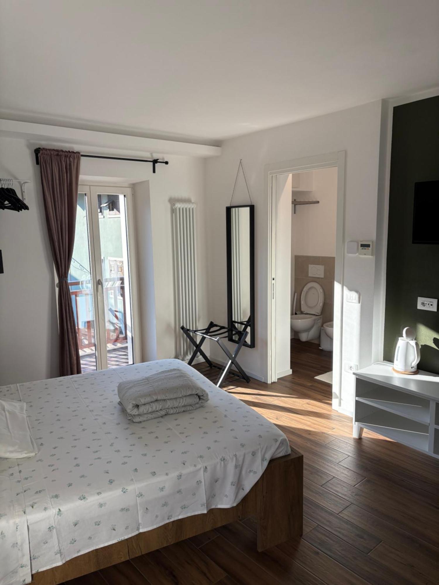 Casa Pitem Bed & Breakfast Torbole Sul Garda Room photo