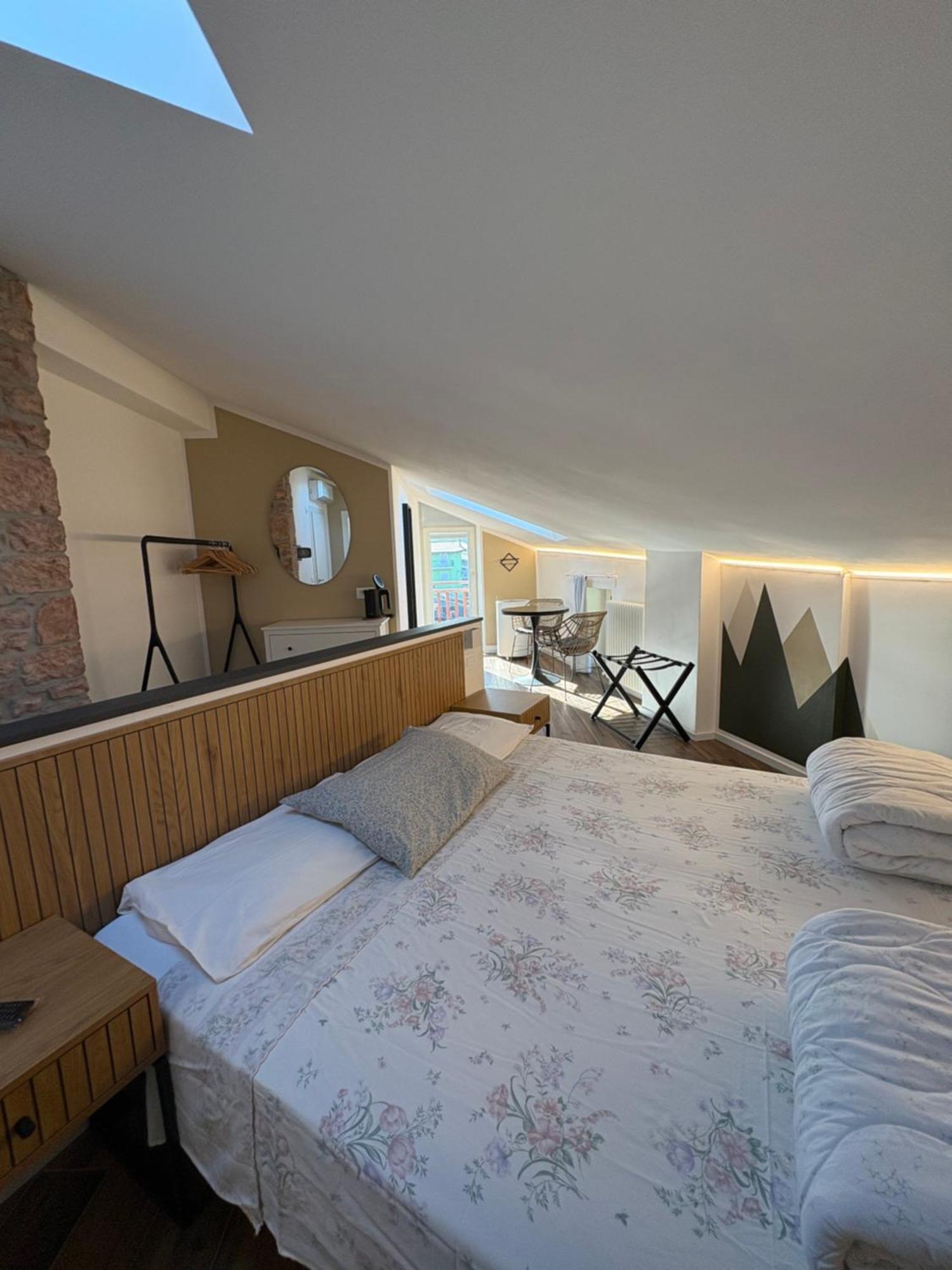 Casa Pitem Bed & Breakfast Torbole Sul Garda Room photo