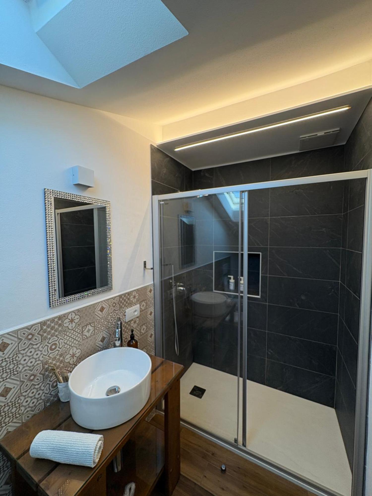 Casa Pitem Bed & Breakfast Torbole Sul Garda Room photo
