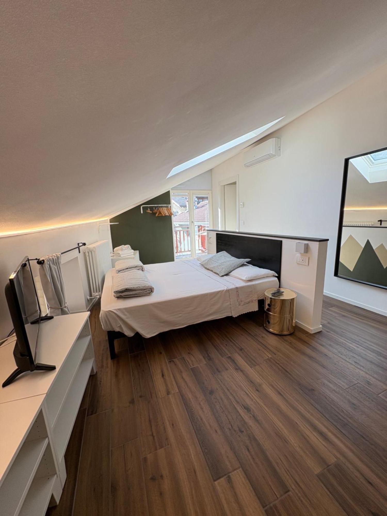 Casa Pitem Bed & Breakfast Torbole Sul Garda Exterior photo